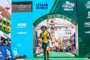 BIB: 106
                            <button type="button" onclick="openModal(21782143)" class="btn btn-primary btn-sm float-right btn-popup" data-toggle="modal" data-target=".modal-high-quality">
                        <i class="fas fa-shopping-cart"></i> Add to Cart
                    </button>
                                            <button type="button" onclick="isThisMe(21782143, true)" class="btn btn-success btn-sm float-right btn-popup btn-isme hidden" data-toggle="tooltip" data-placement="bottom" title="นี่คือรูปของคุณใช่ไหม คลิกที่นี่เพื่อเอาเข้าอัลบั้ม">
                        <i class="fas fa-plus"></i> Add to album
                    </button>
                    <button type="button" onclick="isThisMe(21782143, false)" class="btn btn-warning btn-sm float-right btn-popup btn-isnotme hidden">
                        <i class="fas fa-ban"></i> Remove from album
                    </button>